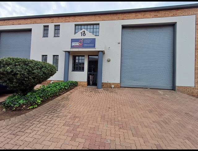 225M² MINI FACTORY TO LET IN KYA SANDS